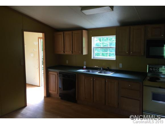 36 Chestnut Ridge Avenue - Photo 3