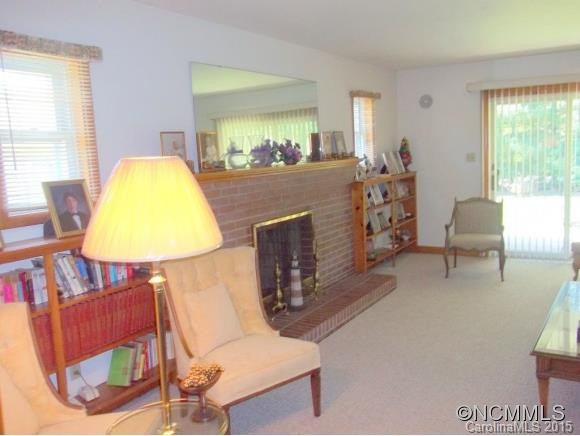260 HILLVILLA ROAD - Photo 2