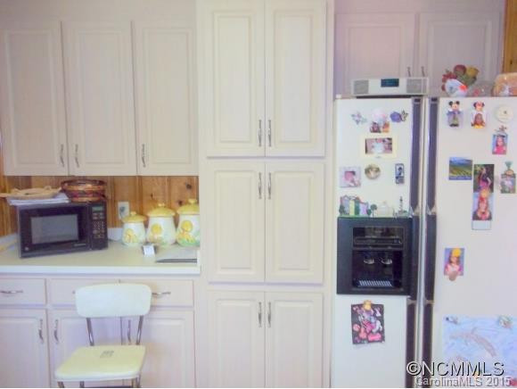 260 HILLVILLA ROAD - Photo 3