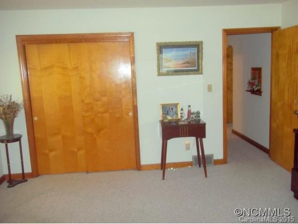 260 HILLVILLA ROAD - Photo 9
