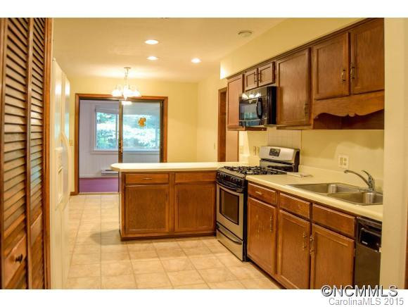 178 Surry Lane - Photo 12