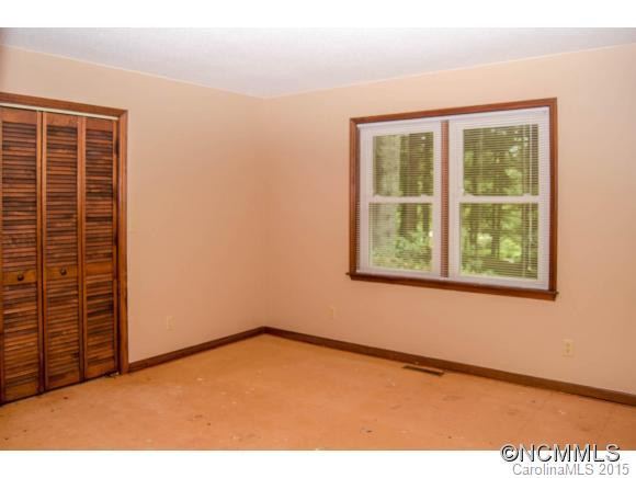 178 Surry Lane - Photo 18