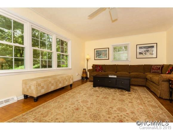 1 Parkview Drive - Photo 4