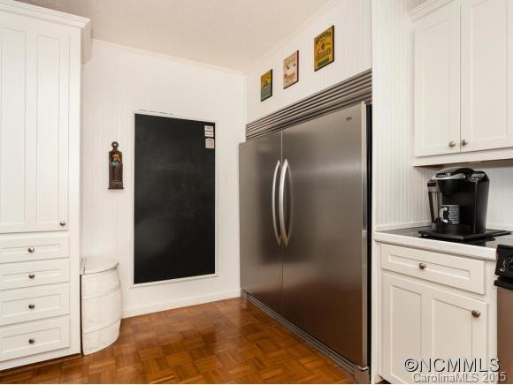 1 Parkview Drive - Photo 8