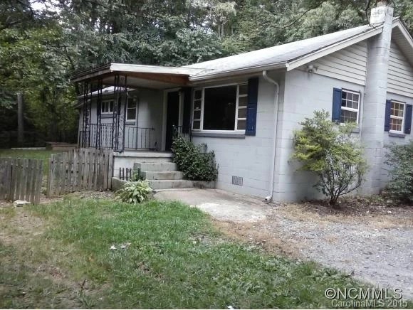 651 School Road
