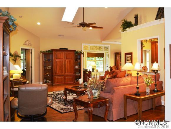 166 Waterside Drive - Photo 3
