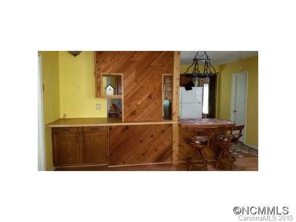 203 Woodfern Drive - Photo 3
