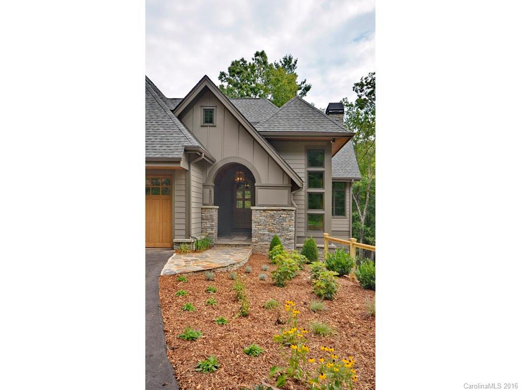 471 Barrington Drive - Photo 2