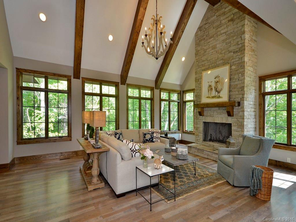 471 Barrington Drive - Photo 4