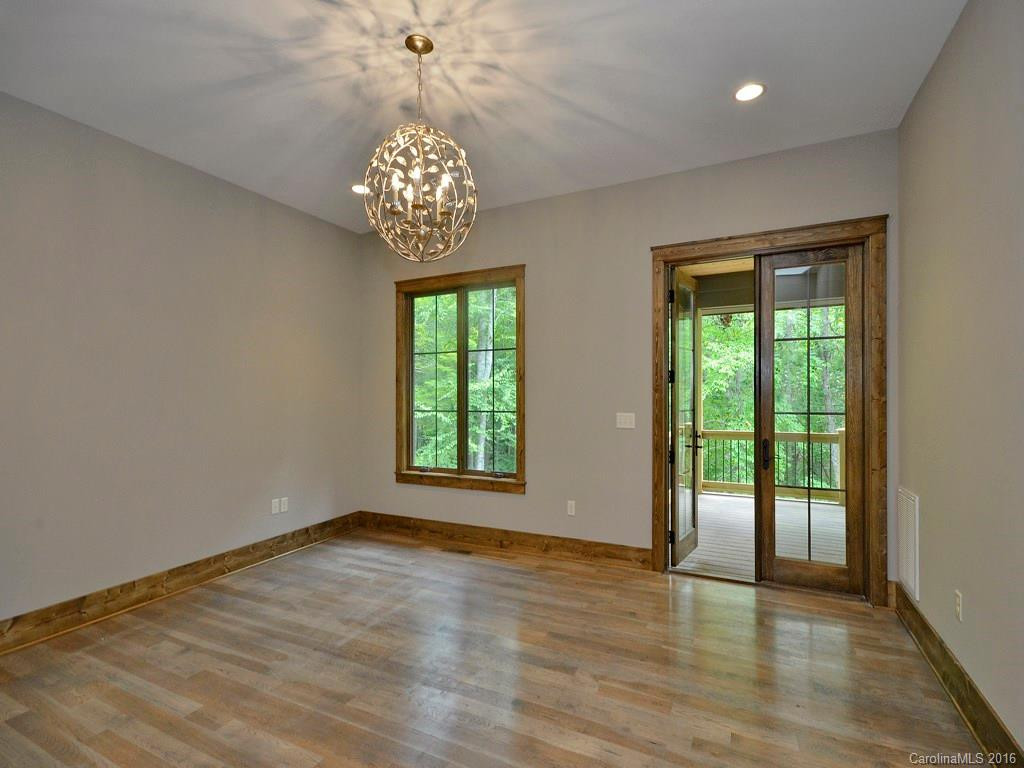 471 Barrington Drive - Photo 10
