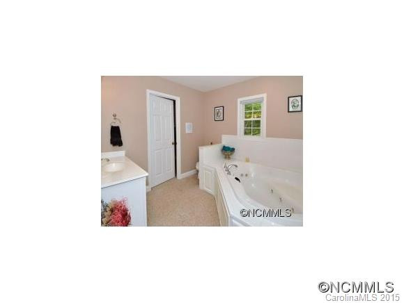 130 Kennedy Drive - Photo 9