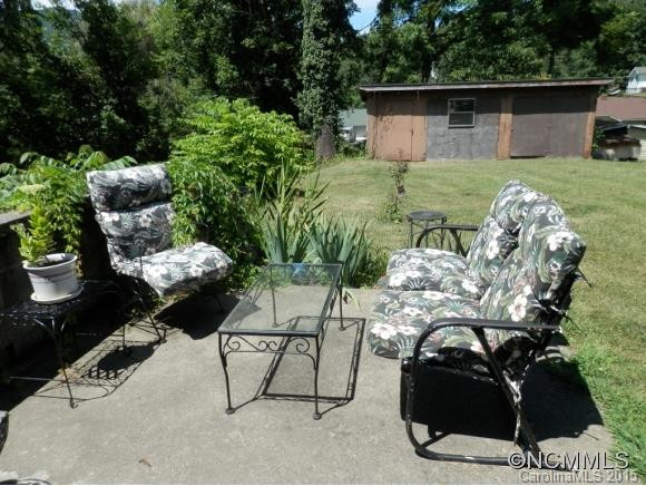 284 Hazelwood Avenue - Photo 7