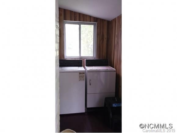 108 FELMET ST - Photo 4