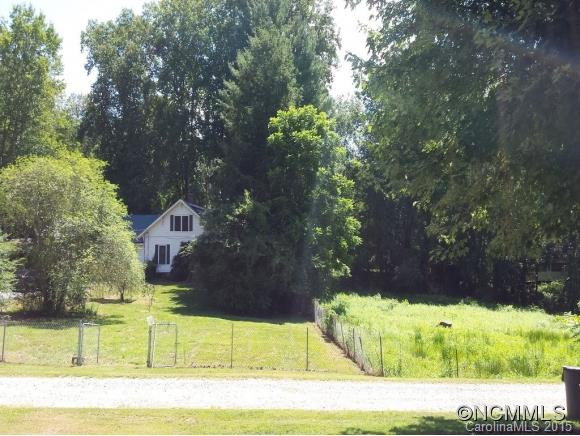 108 FELMET ST - Photo 9