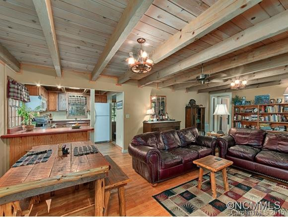 2594 HEMPHILL ROAD - Photo 4