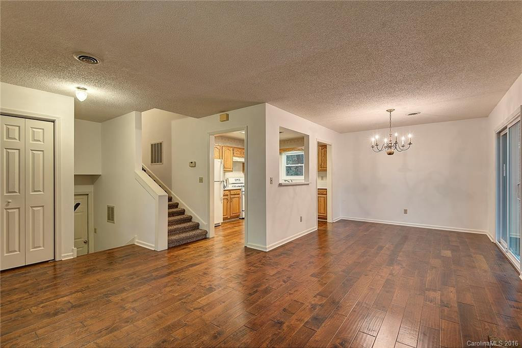 65 Foxberry Drive - Photo 5
