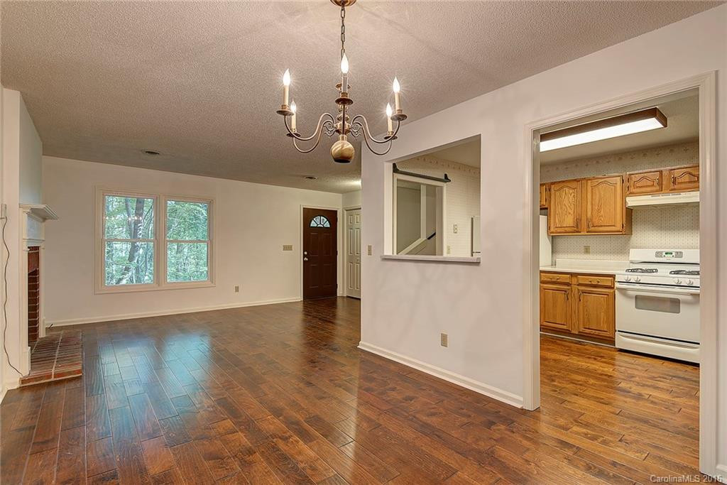 65 Foxberry Drive - Photo 6
