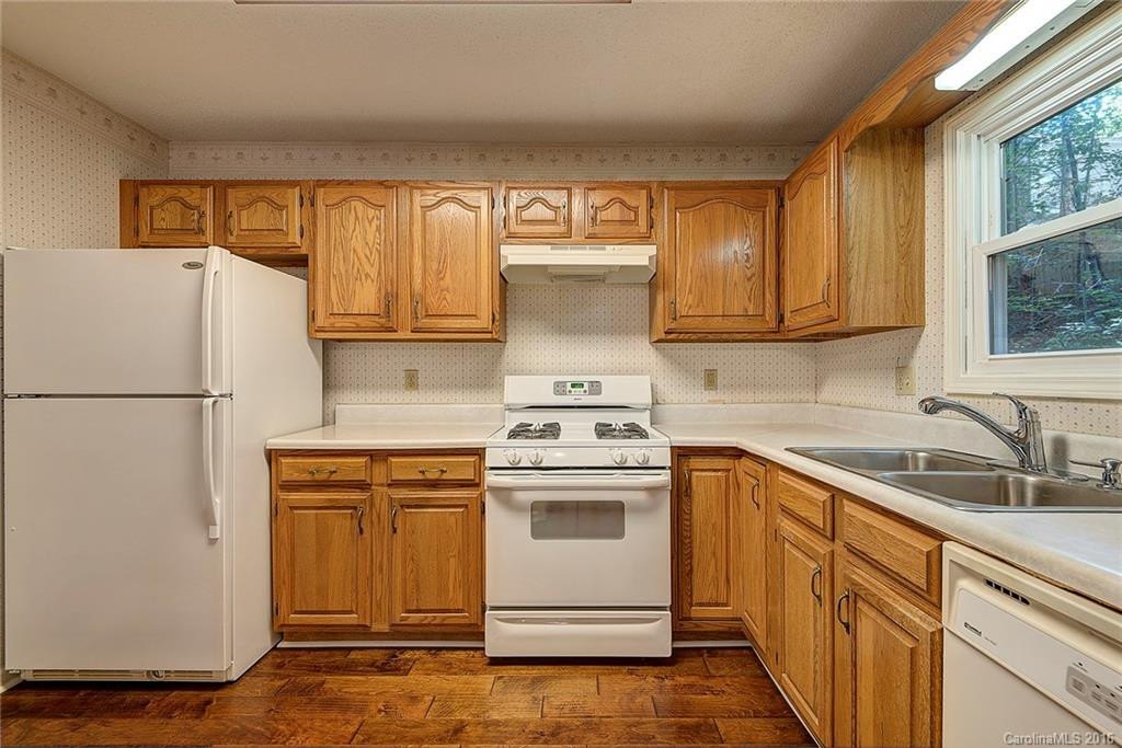 65 Foxberry Drive - Photo 8