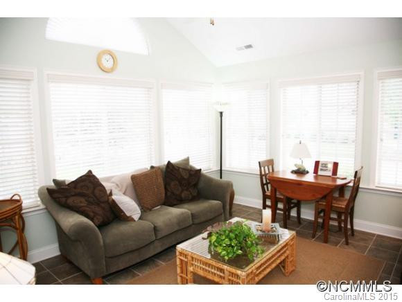 33 Mountain Meadow Circle - Photo 13