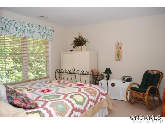 29 Aberdeen Drive - Photo 3