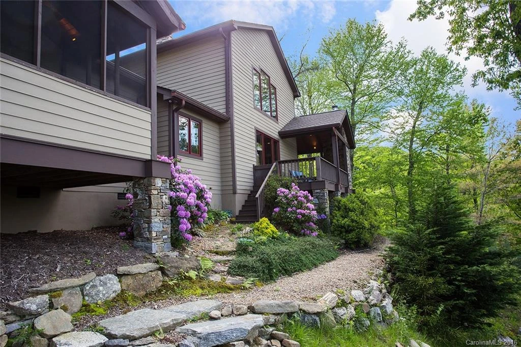 115 Hickory Nut Cove Road