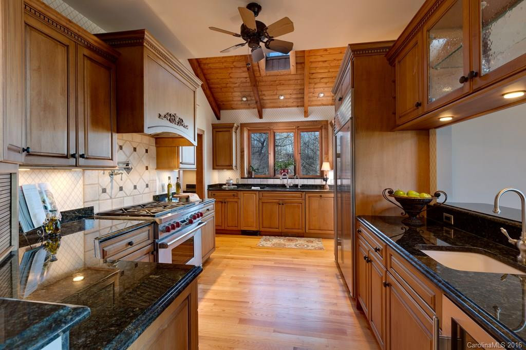115 Hickory Nut Cove Road - Photo 8