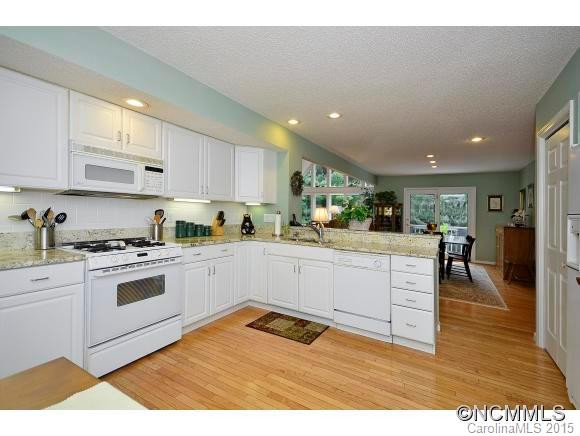 510 Cobblestone - Photo 12