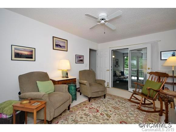 510 Cobblestone - Photo 17