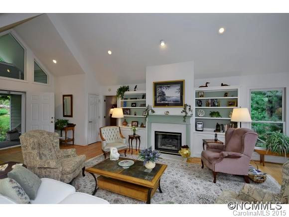 510 Cobblestone - Photo 4
