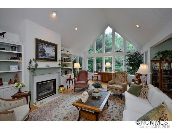 510 Cobblestone - Photo 5