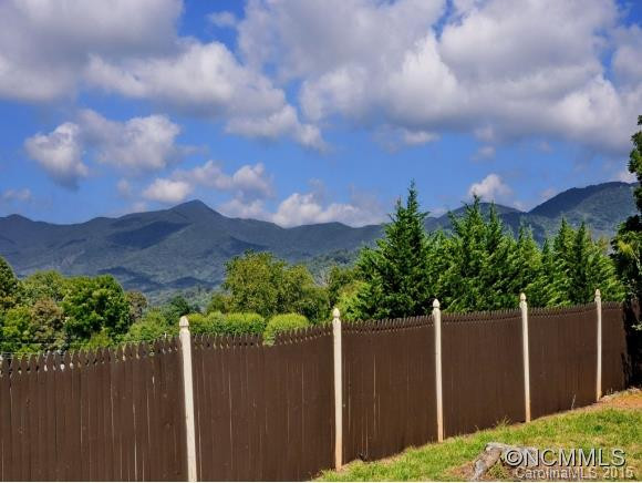 11 OVERLOOK COURT - Photo 13