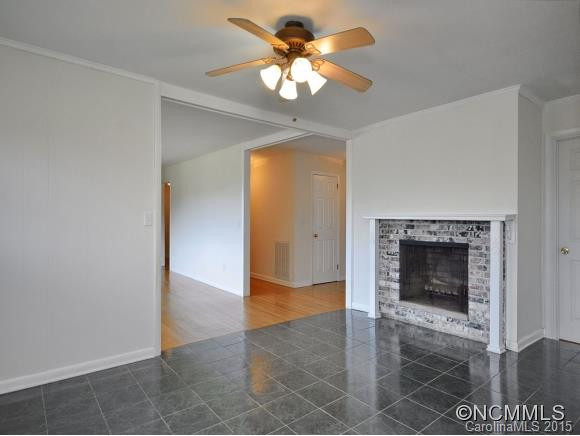 11 OVERLOOK COURT - Photo 4