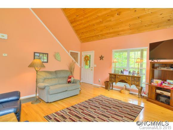 1748 Falling Leaf Trail - Photo 3