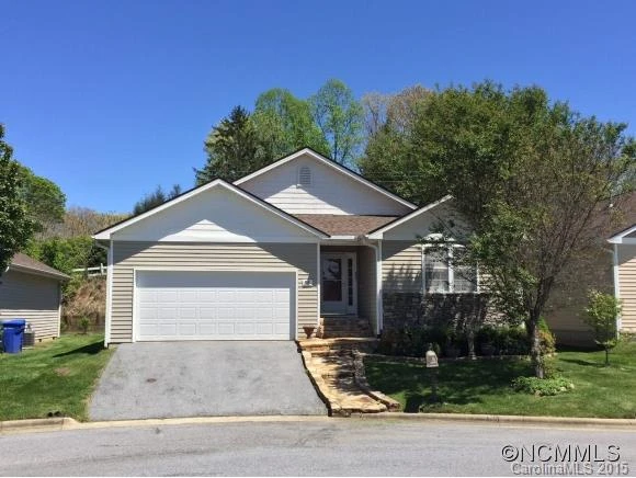 88 East Danbury Lane