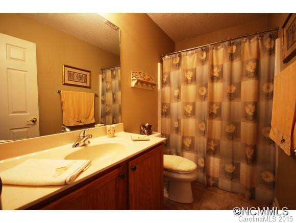 88 East Danbury Lane - Photo 10