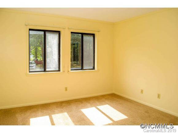 15 Lake Drive, D-1 - Photo 13