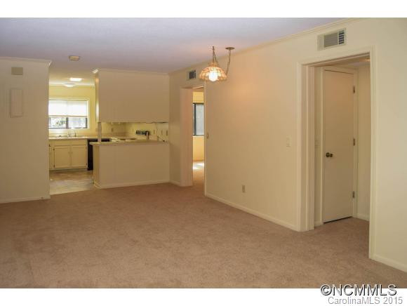 15 Lake Drive, D-1 - Photo 5