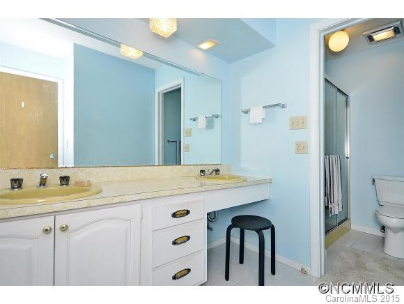 3200 Hickory Hill Road - Photo 9