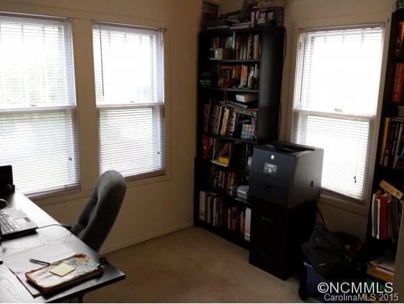 26 Clarendon Ave. - Photo 9