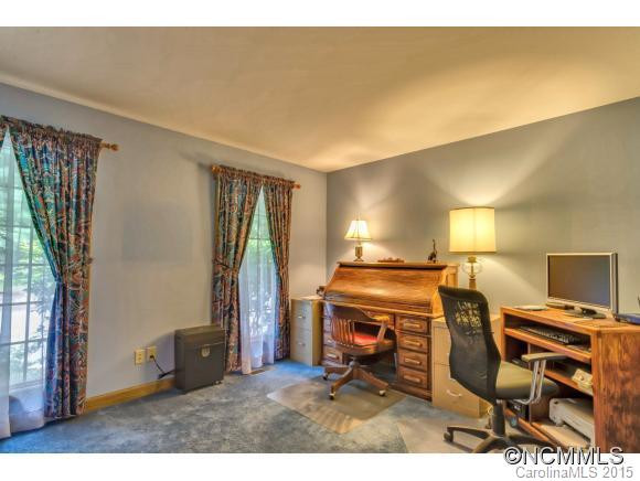 1571 Hemlock Trail - Photo 17
