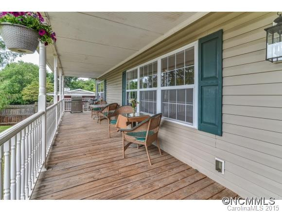 101 W College Street - Photo 11