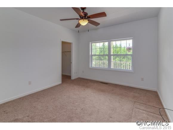 101 W College Street - Photo 8