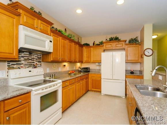128 Life Way - Photo 8