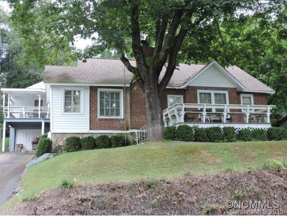 105 Meadow Street