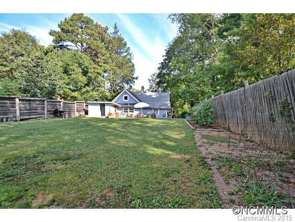 73 Hillside Street - Photo 15