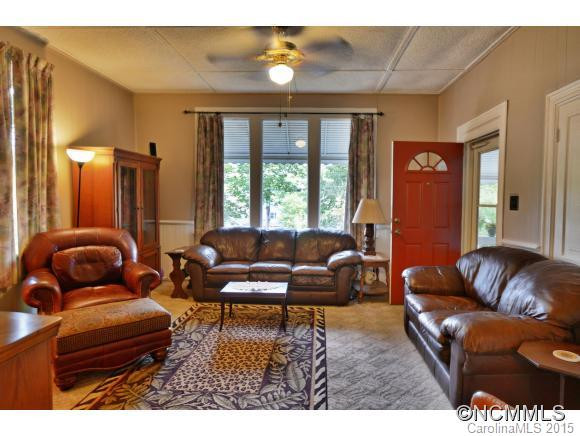 73 Hillside Street - Photo 6