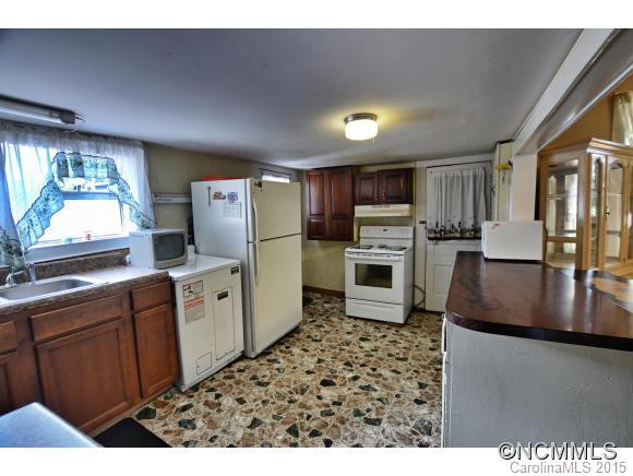 73 Hillside Street - Photo 8