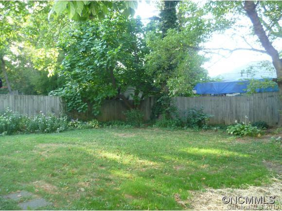 334 Hillside Street - Photo 10