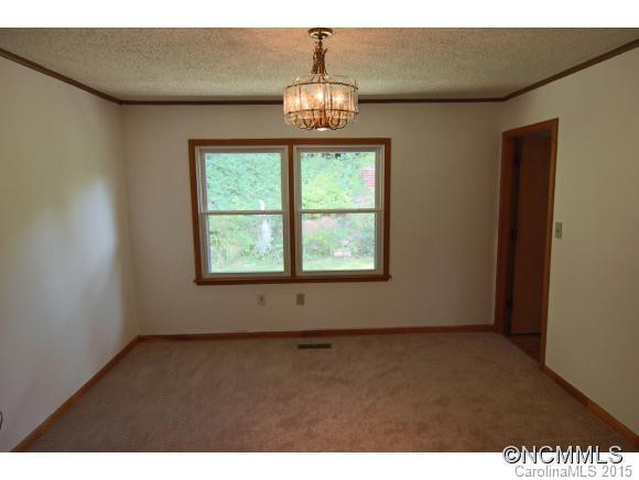 244 Gateway St - Photo 11