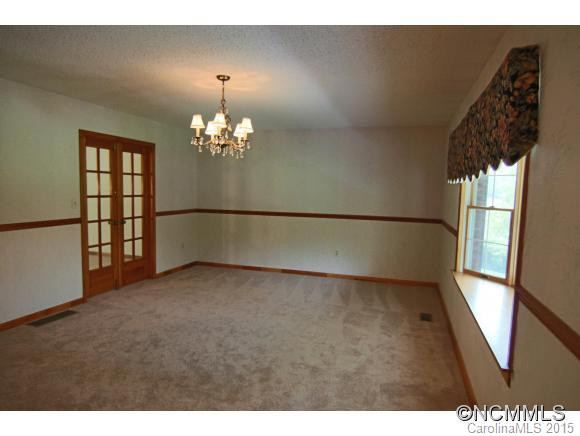 244 Gateway St - Photo 10